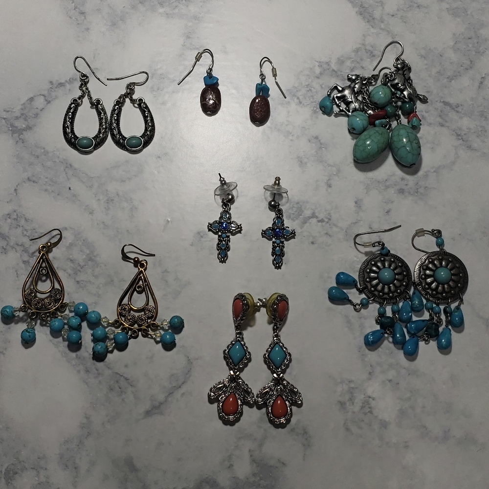 Bundle of faux Turquoise Earrings. - Picture 10 of 10